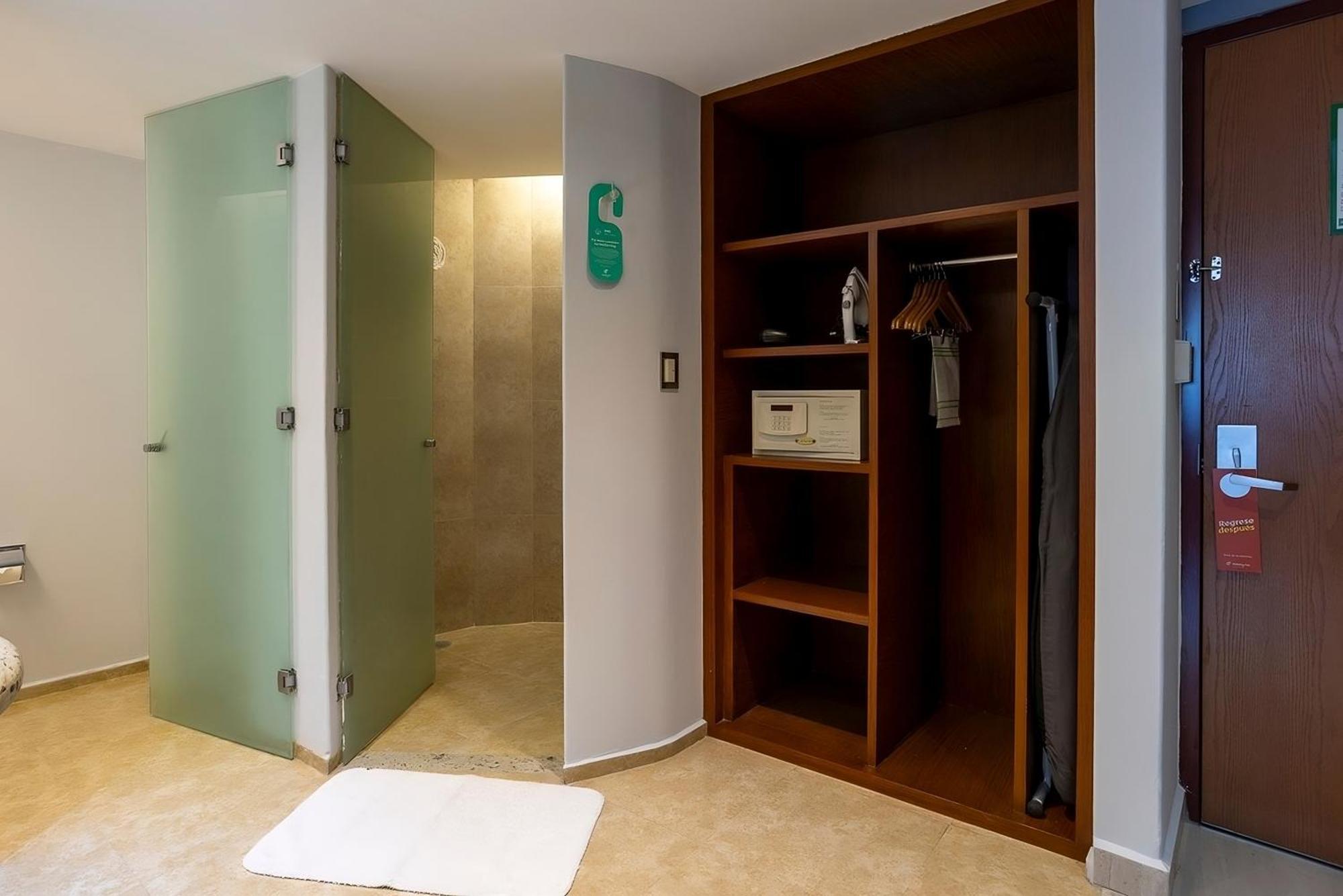Holiday Inn Puebla Finsa By Ihg Екстериор снимка