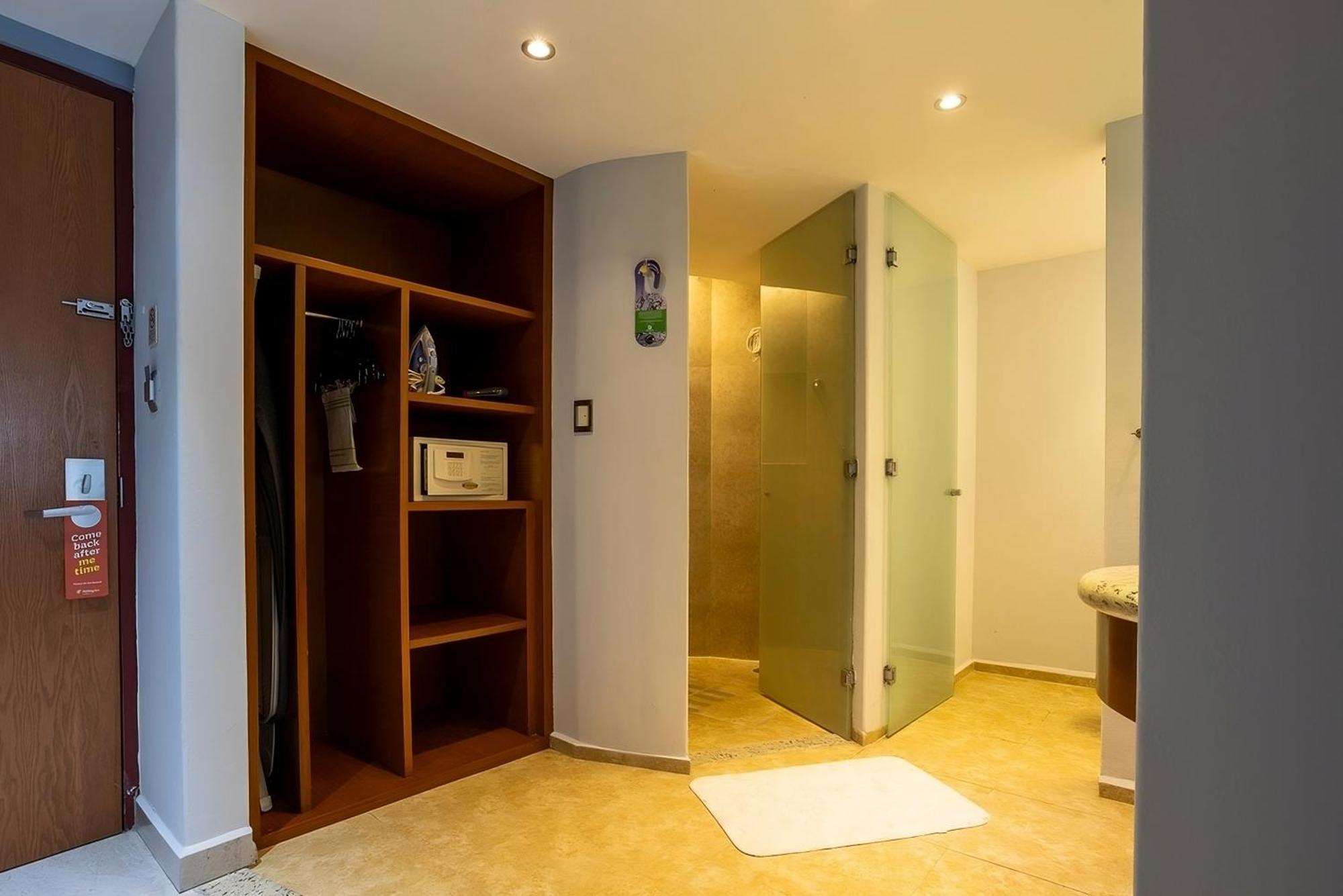 Holiday Inn Puebla Finsa By Ihg Екстериор снимка
