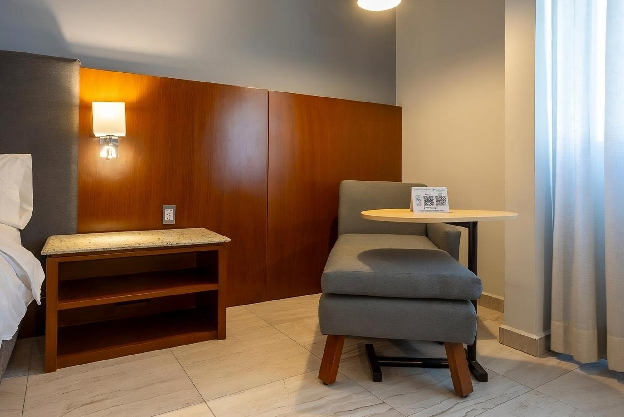 Holiday Inn Puebla Finsa By Ihg Екстериор снимка